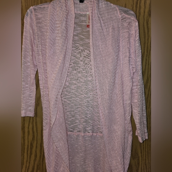 Pretty light pink, sheer, open front cardigan with 3/4 sleeves. Size small. - Picture 5 of 7